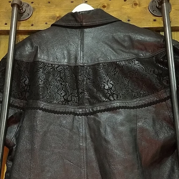 100% LEATHER SUEDE BLACK TRENCH COAT MARBLE PEBBLE MAXI LONG MOBWIFE GRUNGE GOTH - Picture 10 of 16